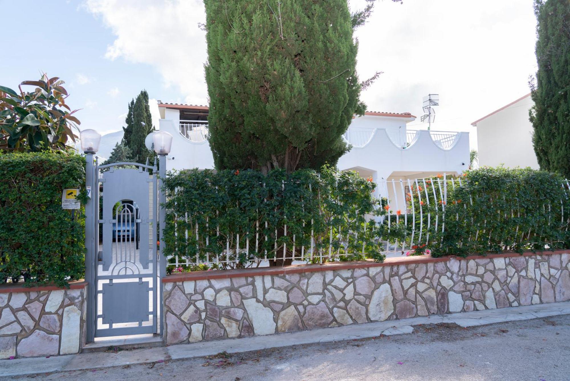 Villa Claudia E Simone Carini Quarto foto